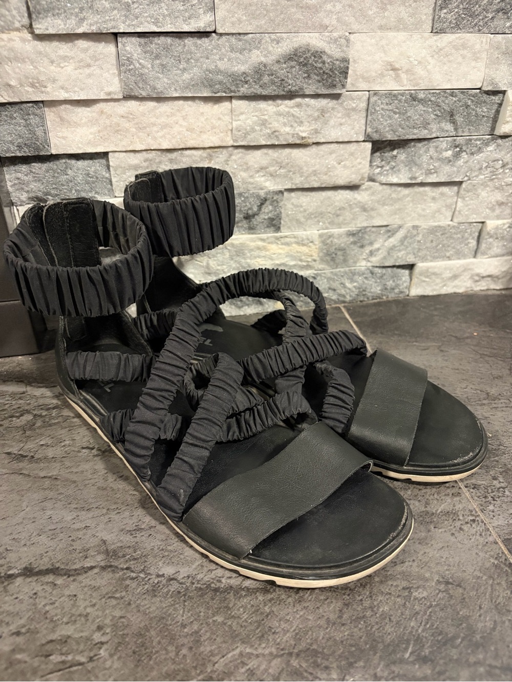 Sorel Black Ella 2 sandals